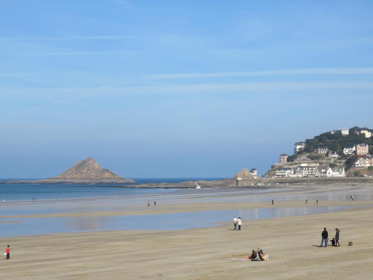 Les Bains Studio Vue Mer Pleneuf-Val-Andre Bagian luar foto