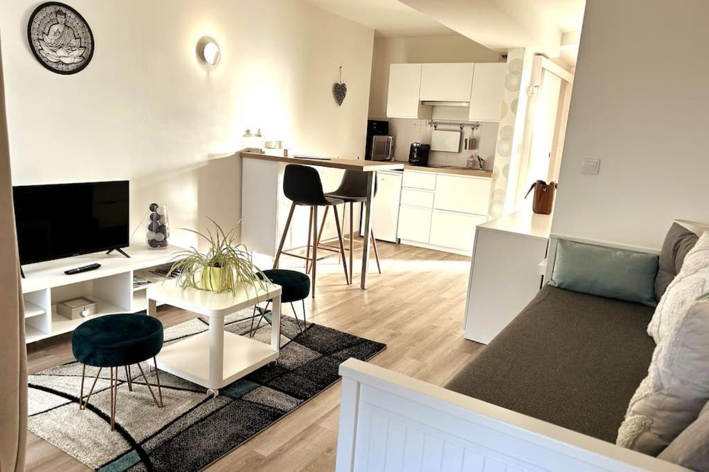 Les Bains Studio Vue Mer Pleneuf-Val-Andre Bagian luar foto