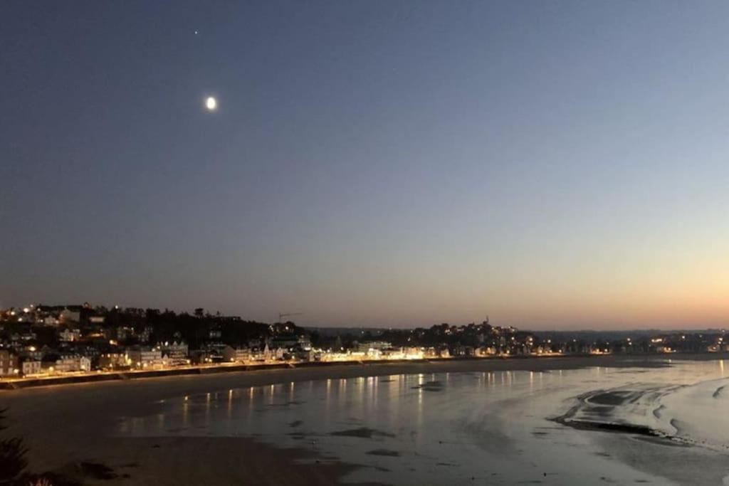 Les Bains Studio Vue Mer Pleneuf-Val-Andre Bagian luar foto